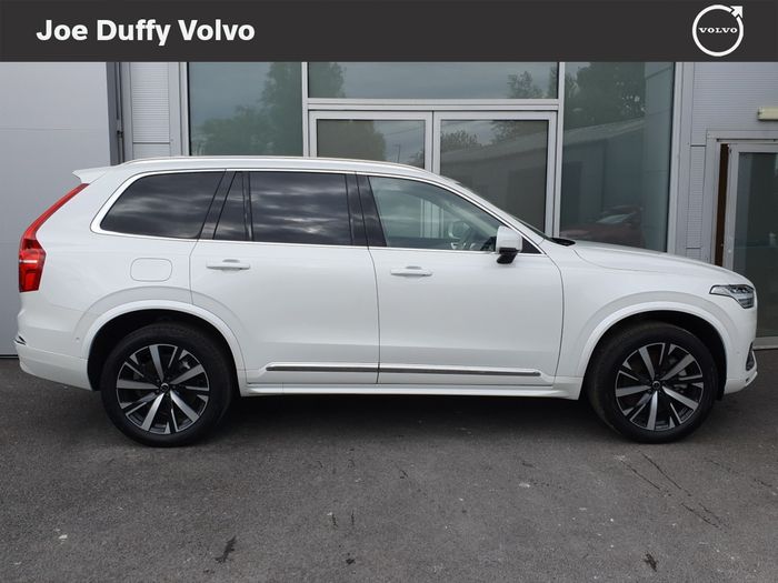 Volvo XC90 2025