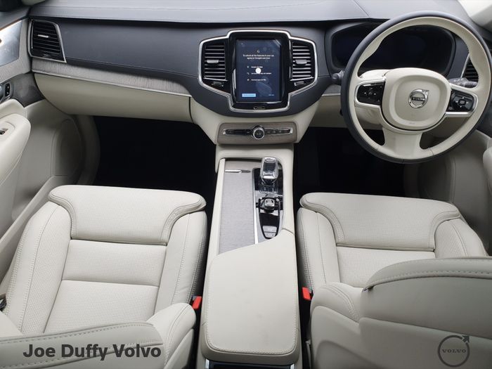 Volvo XC90 2025