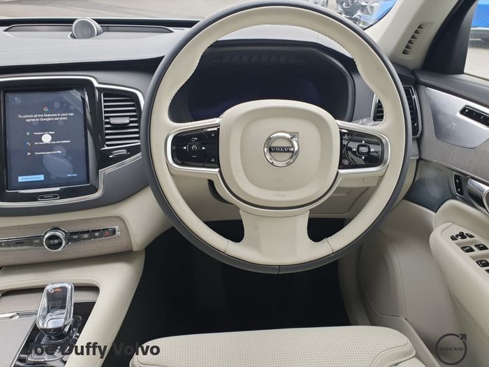 Volvo XC90 2025