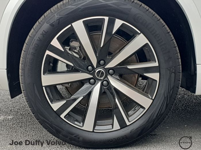 Volvo XC90 2025