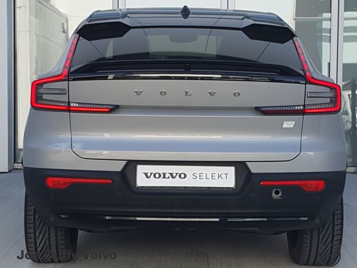 Volvo C40 2023