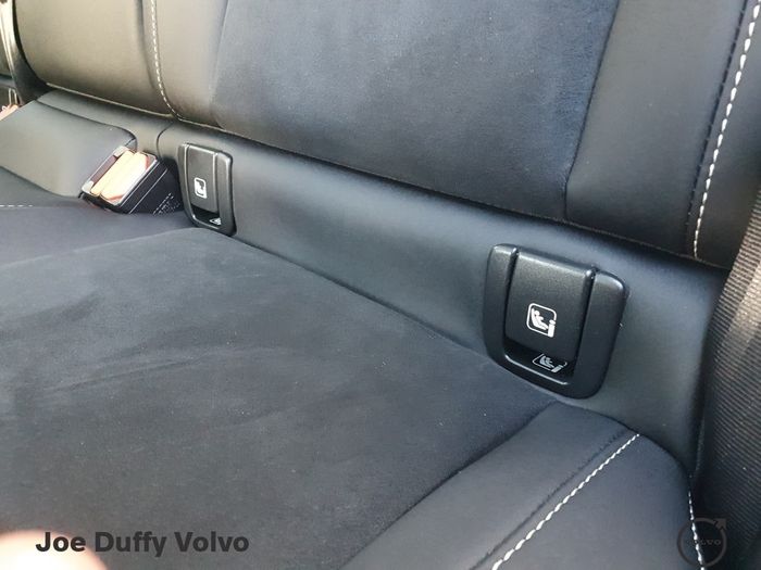 Volvo C40 2023