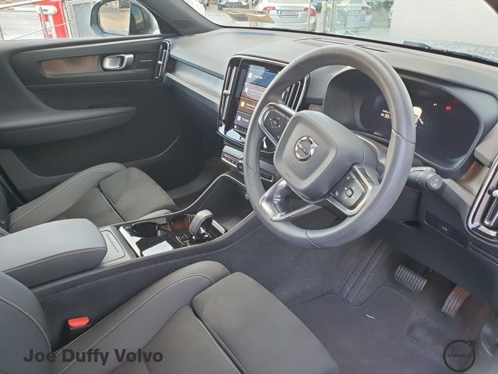 Volvo XC40 2023