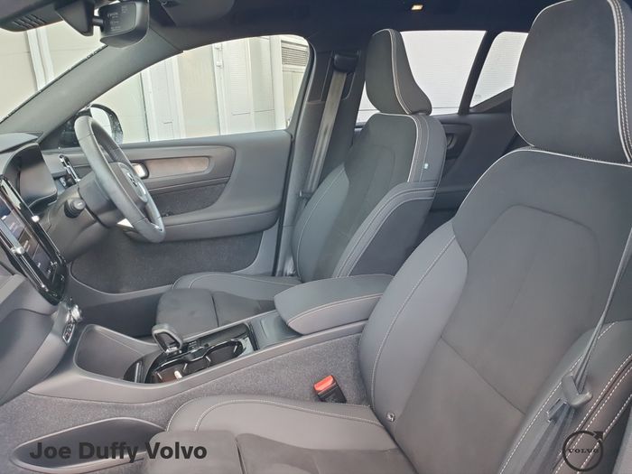 Volvo XC40 2023