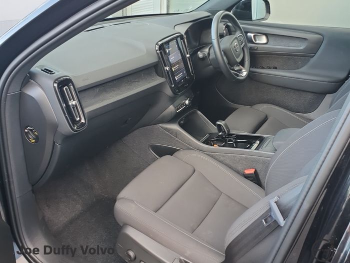 Volvo XC40 2023