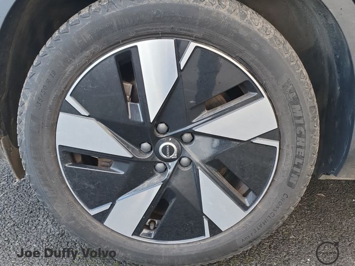 Volvo XC40 2023