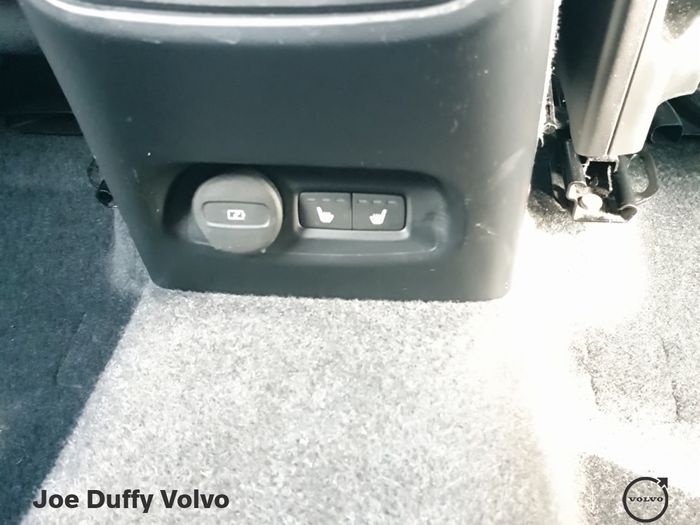 Volvo XC40 2023