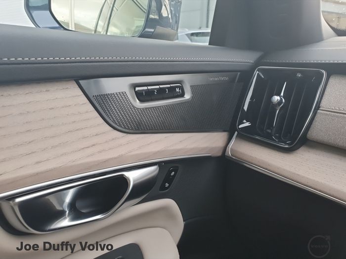 Volvo XC90 2026
