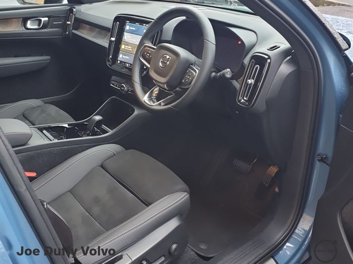 Volvo XC40 2023