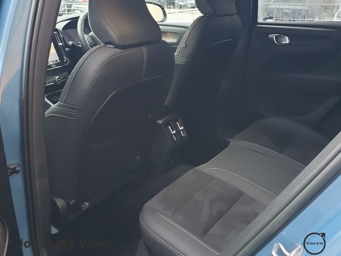 Volvo XC40 2023
