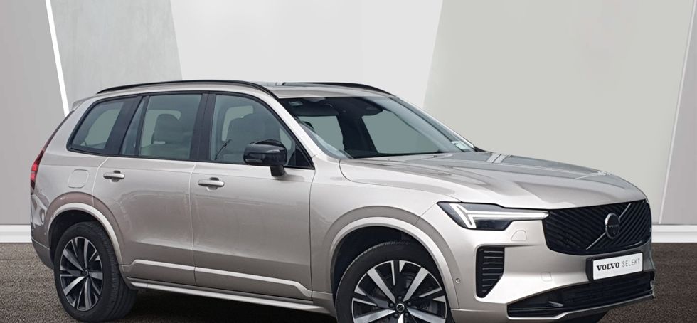 Volvo XC90 2025