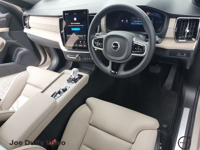 Volvo XC90 2025