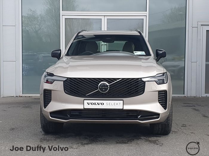 Volvo XC90 2025
