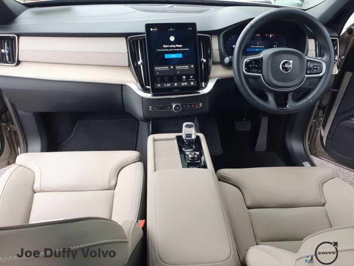 Volvo XC90 2025