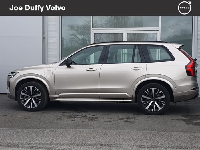 Volvo XC90 2025