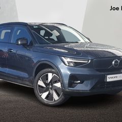 Volvo EX40 2025