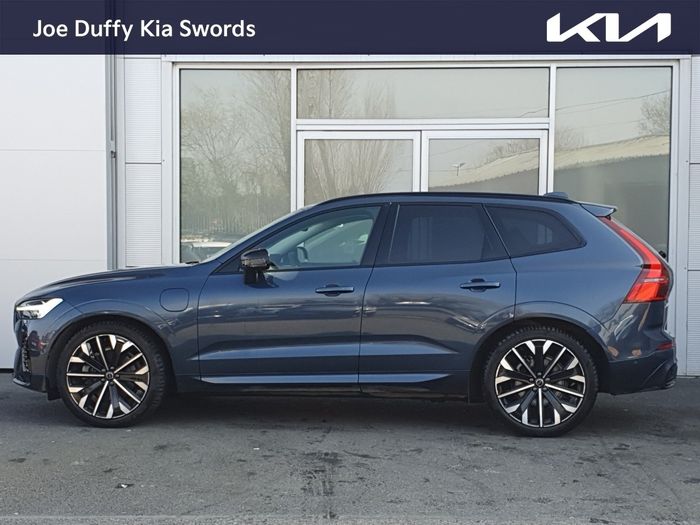 Volvo XC60 2025