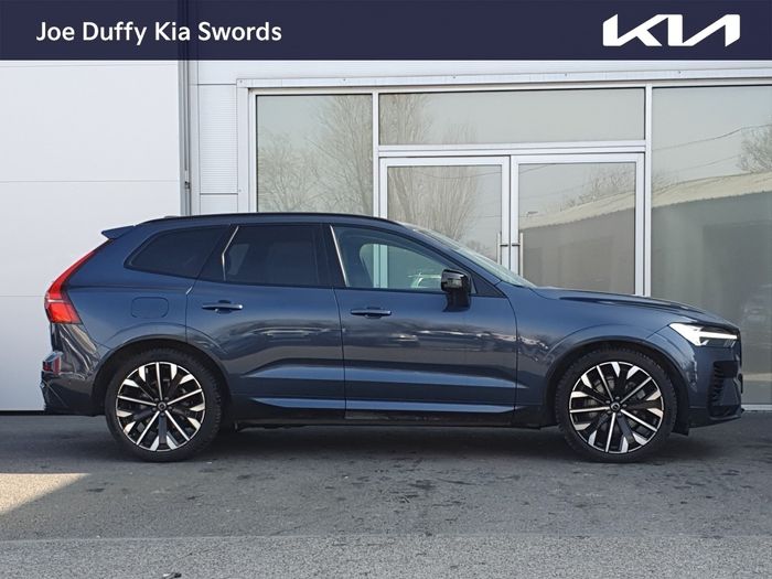 Volvo XC60 2025