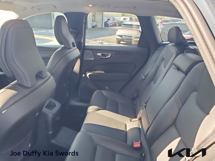 Volvo XC60 2025