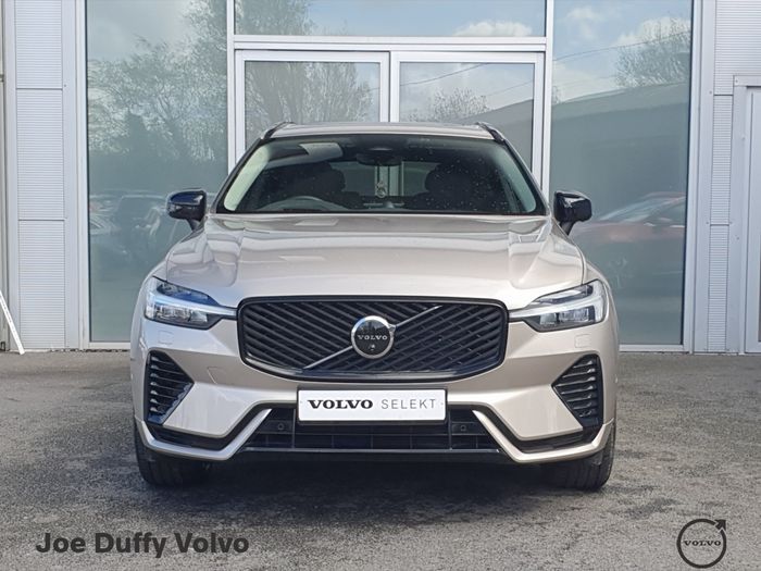 Volvo XC60 2025