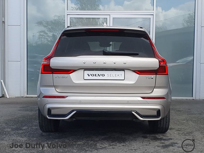 Volvo XC60 2025
