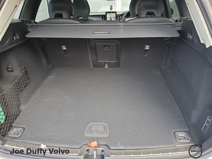 Volvo XC60 2025