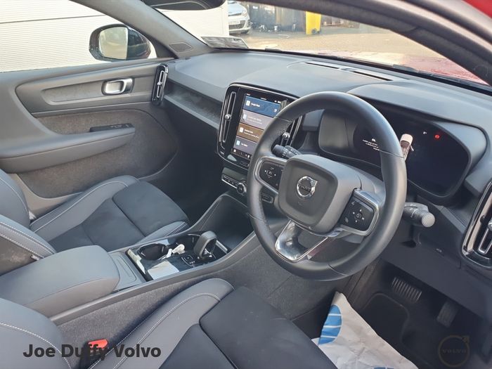 Volvo C40 2024