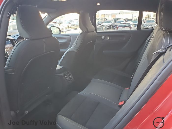 Volvo C40 2024