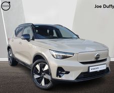 Volvo EX40 2026