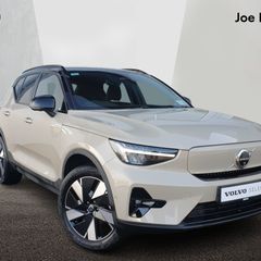 Volvo EX40 2026