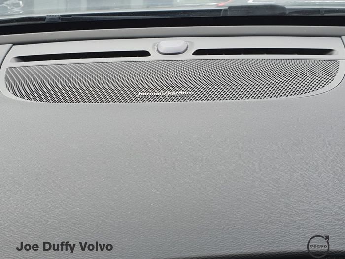 Volvo C40 2024