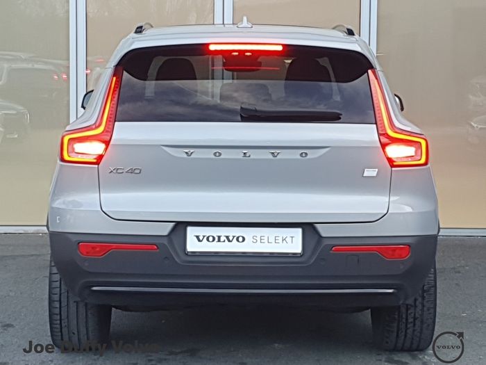 Volvo XC40 2023