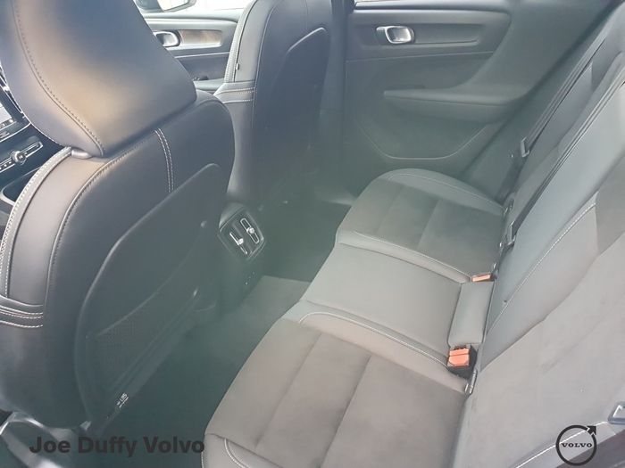 Volvo XC40 2023