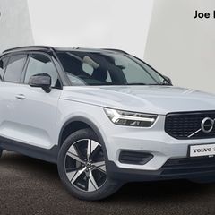 Volvo XC40 2022