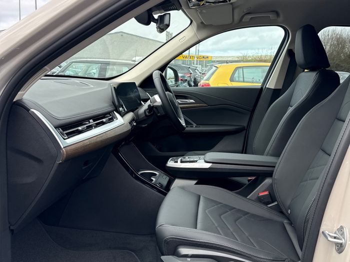 BMW iX1 2026