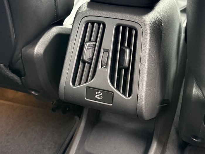 BMW iX1 2026