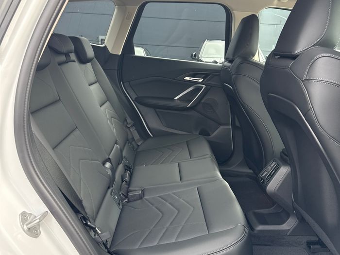 BMW iX1 2026