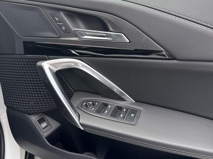 BMW iX1 2026