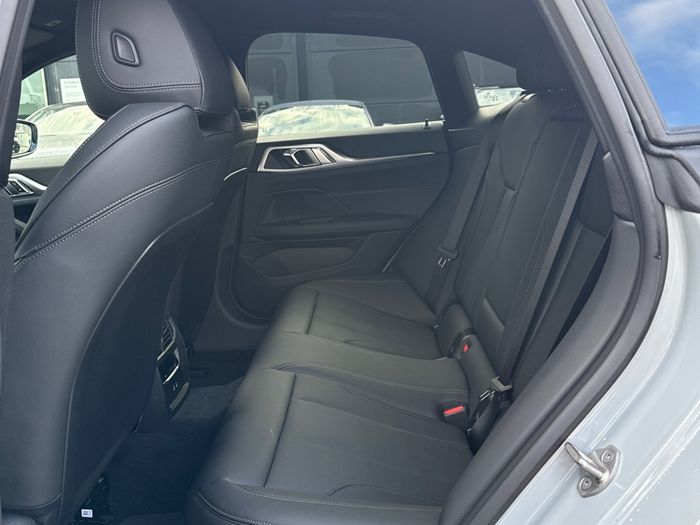 BMW i4 2026