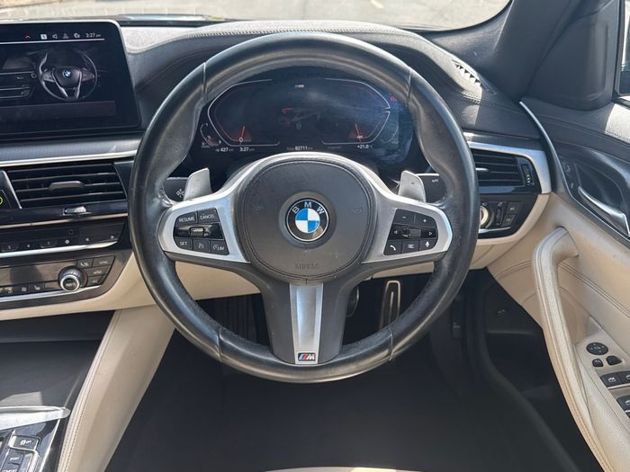 BMW 5 Series 2023