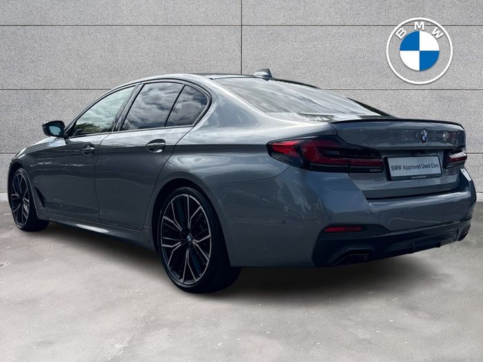 BMW 5 Series 2023