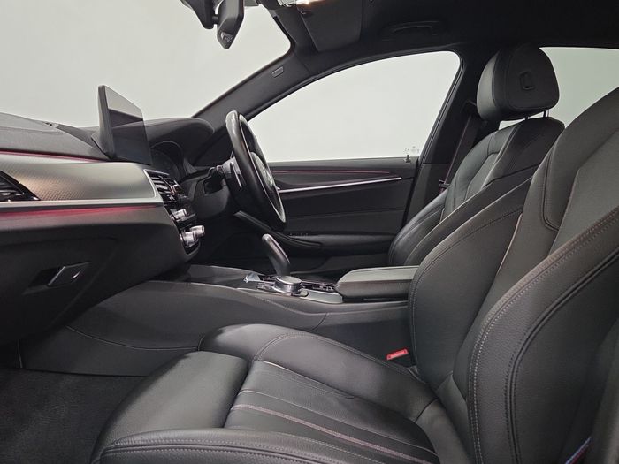 BMW 5 Series 2023