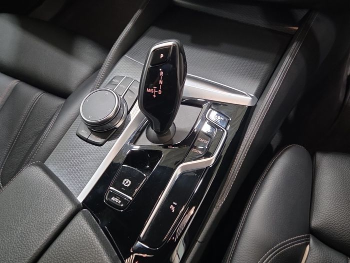 BMW 5 Series 2023