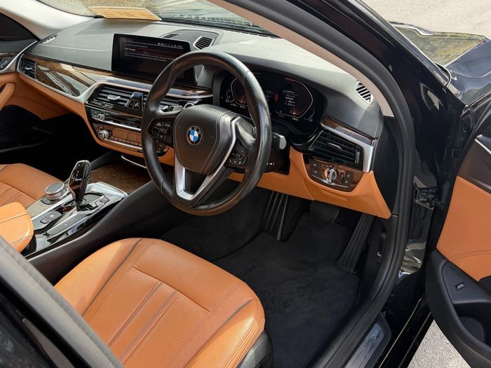 BMW 5 Series 2020