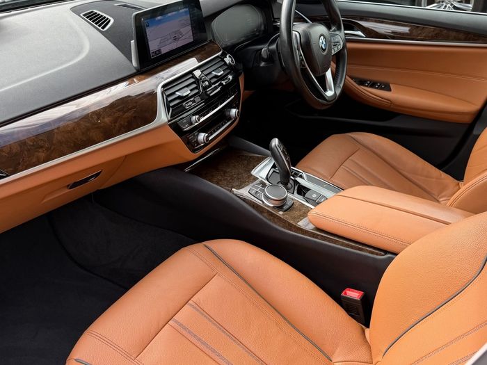 BMW 5 Series 2020