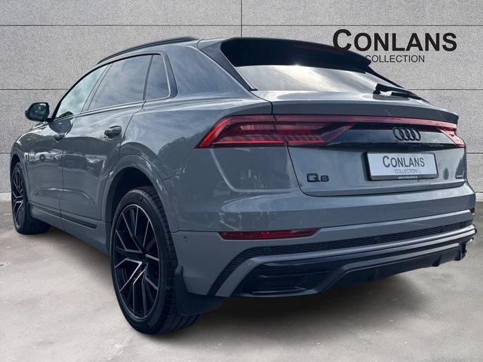 Audi Q8 2022