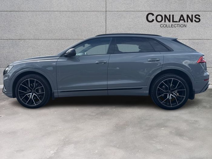 Audi Q8 2022