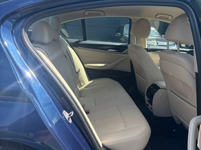 BMW 5 Series 2023