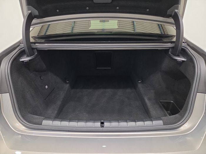 BMW 7 Series 2023