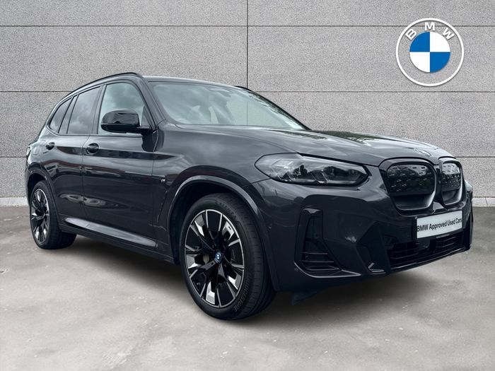 BMW iX3 2024